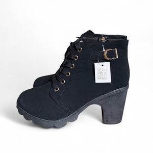 Black Lace Up Block Heel Ankle Boots Size 7.5 NWT